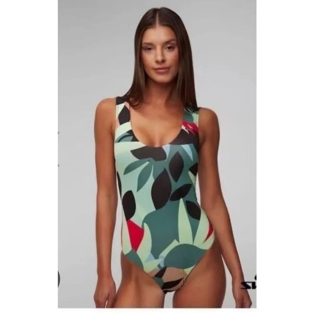 Nike Jungle Floral one piece swimsuit - S